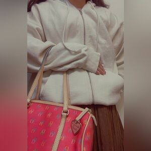 Brandy Melville Christie Hoodie ⛄️ ONE SIZE